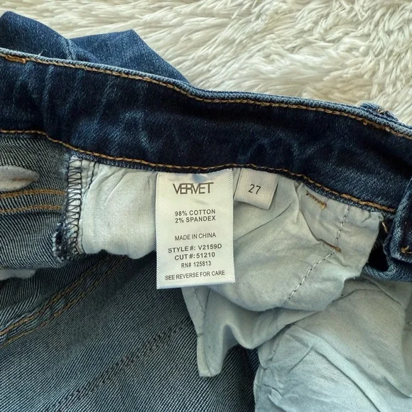 Vervet Dark Blue Raw Hem Cropped Jeans - Picture 12 of 12